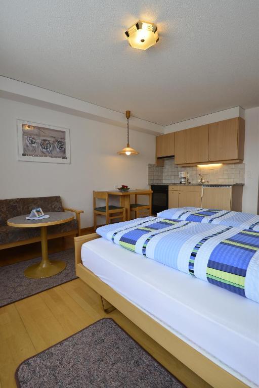 Apartamento Haus Orion Saas-Fee Habitación foto